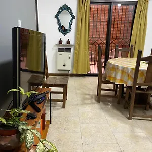 Excelente Y Amplio Dpto 3 C Cochera Privada Apartamento Mendoza